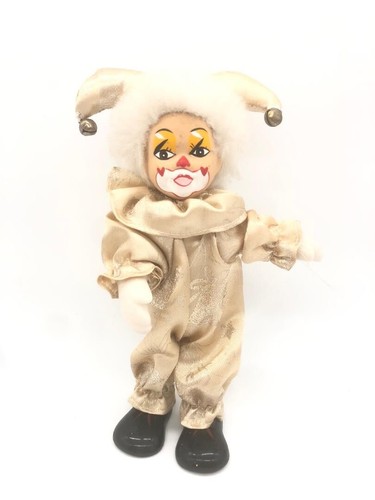 Figurine statuette statue