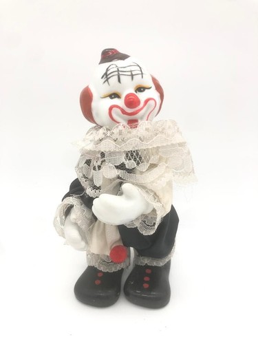 Figurine statuette statue